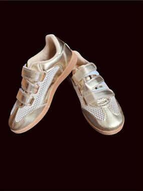 ROUGE Helium Gold Beige Hook & Loop women's Low Top Athletic Sneakers